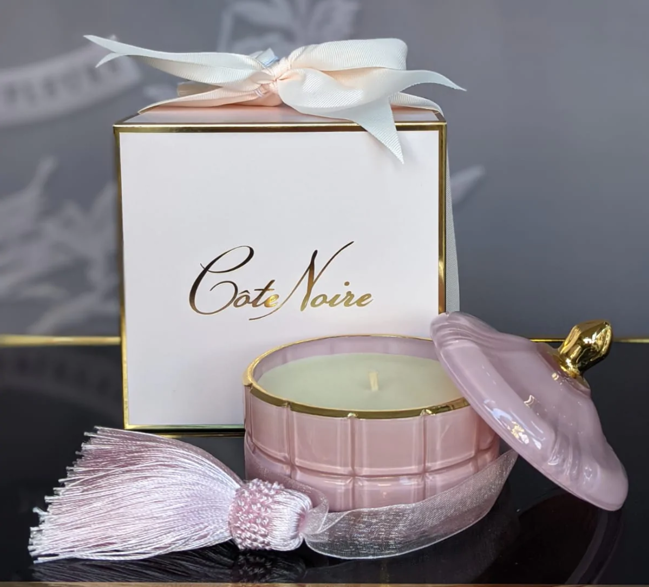 Аромасвеча Art Deco "Розовое шампанское" 200гр Cote Noire