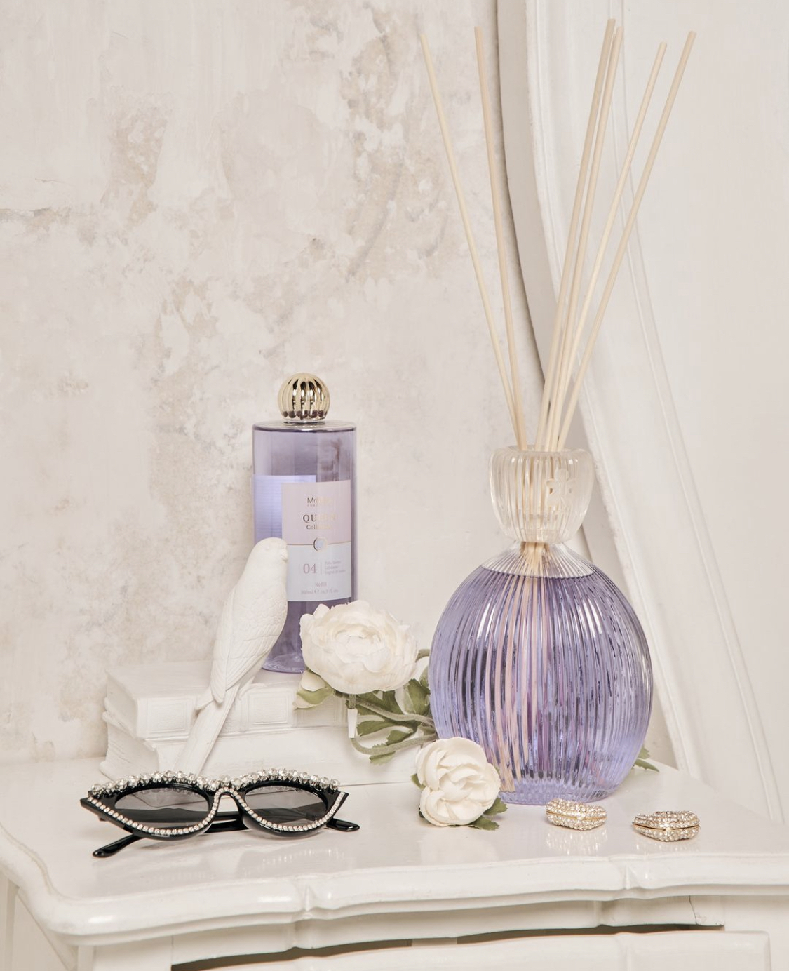 Аромадиффузор "QUEEN 04" 1000мл Mr&Mrs Fragrance